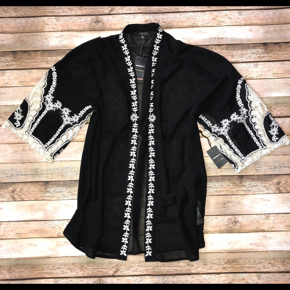 F21 Kimono